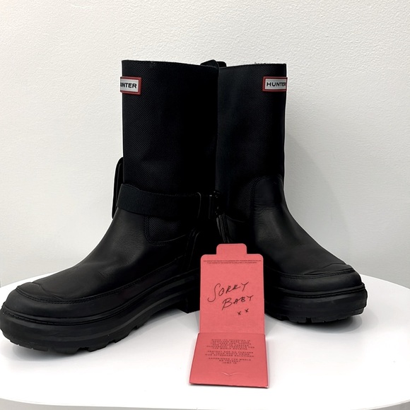 Hunter x “Killing Eve” Limited Edition Rain Boots W9 - Picture 8 of 12